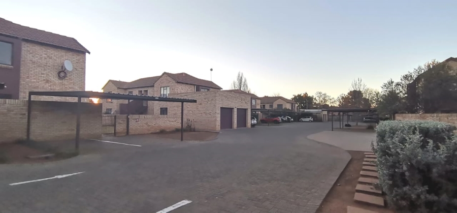 2 Bedroom Property for Sale in Wilgehof Free State
